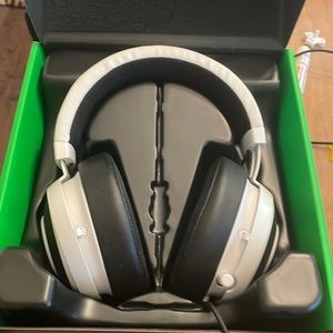 Razer Kraken Pro V2 headset